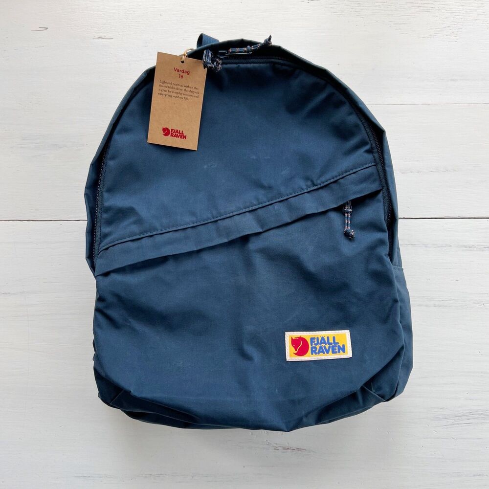 NWT Fjallraven Vardag 16 Backpack in Storm